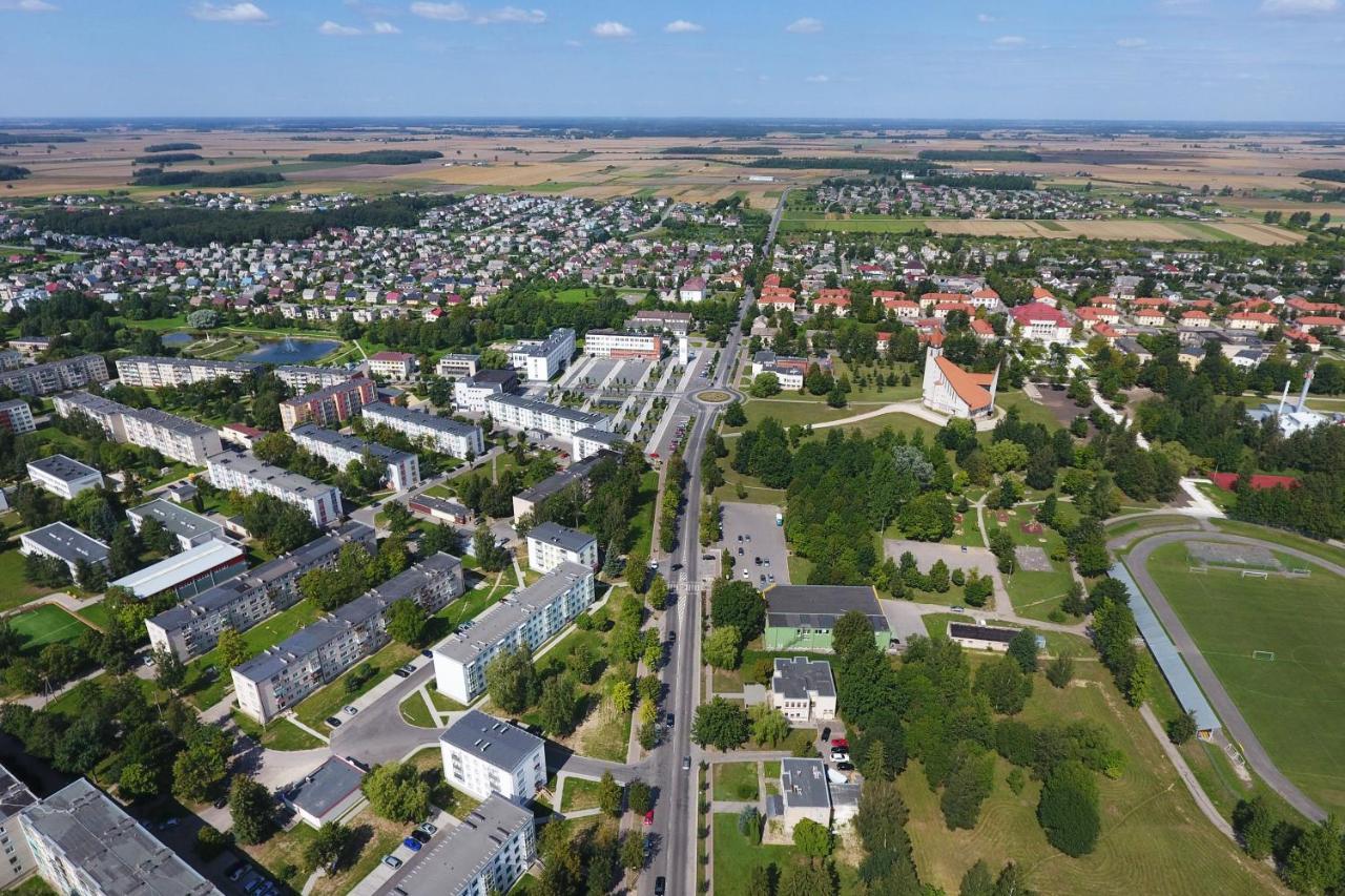 Hotel Akmene Naujoji Akmene Kültér fotó