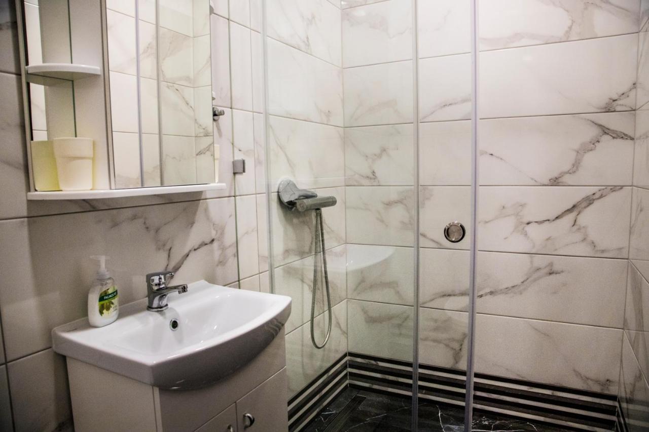 Hotel Akmene Naujoji Akmene Kültér fotó
