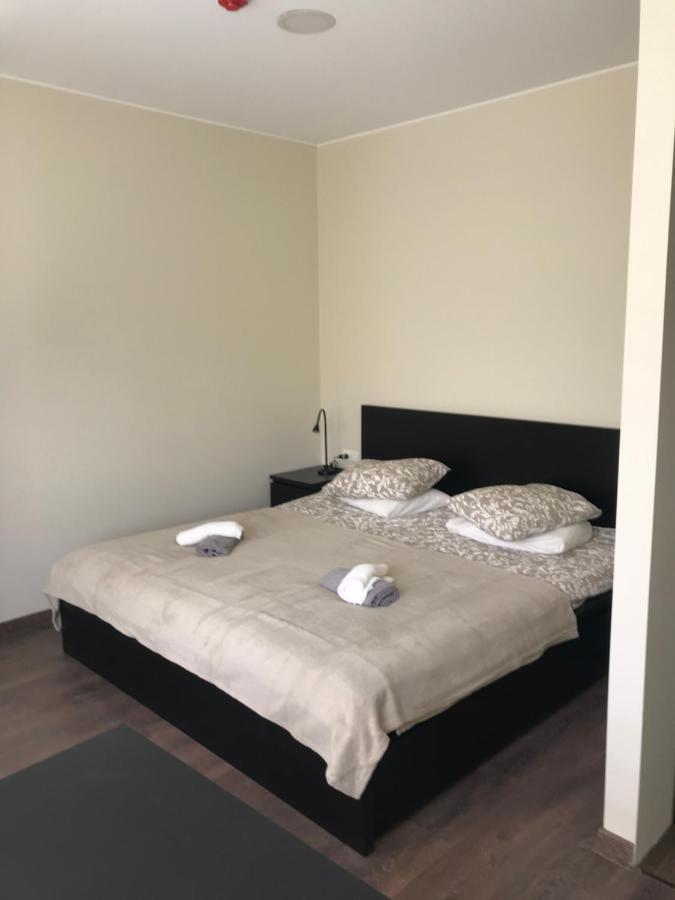 Hotel Akmene Naujoji Akmene Kültér fotó